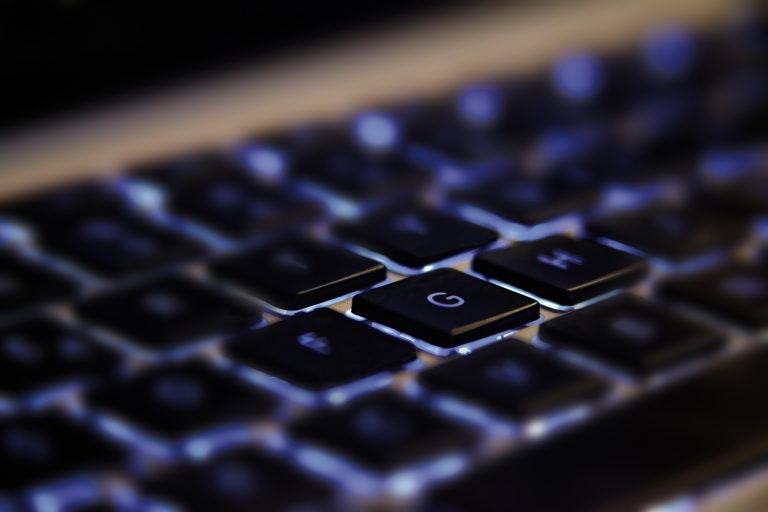 Top 7 Digital Tools Remote Workers Should Learn to Boost Productivity