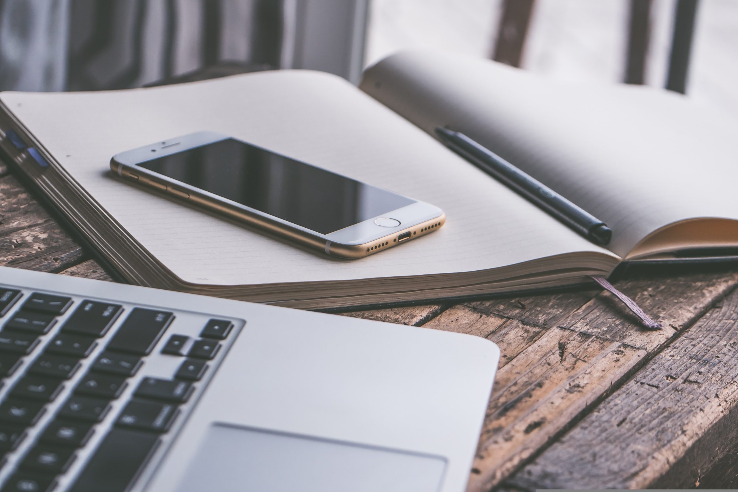 How Regular People Make Real Money Online — Using Nothing But Their Phone