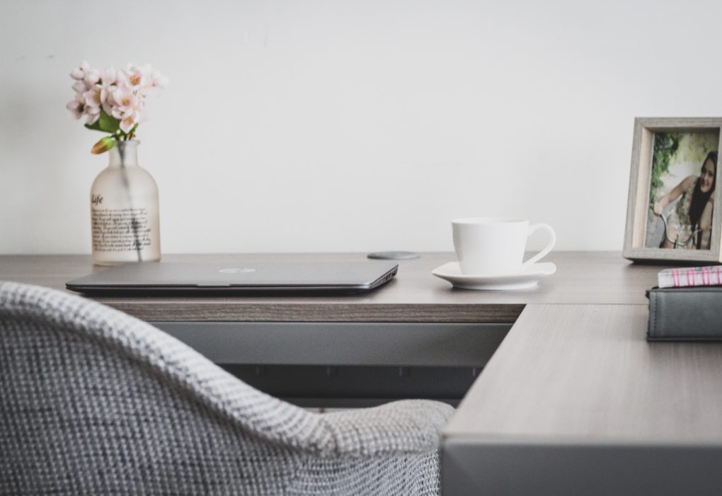 10 Side Hustle Tips That Actually Work: Start Earning Without Losing Your Mind